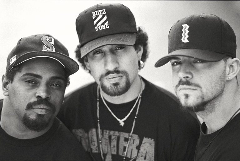 Cypress Hill, Dios bendiga Bogotá